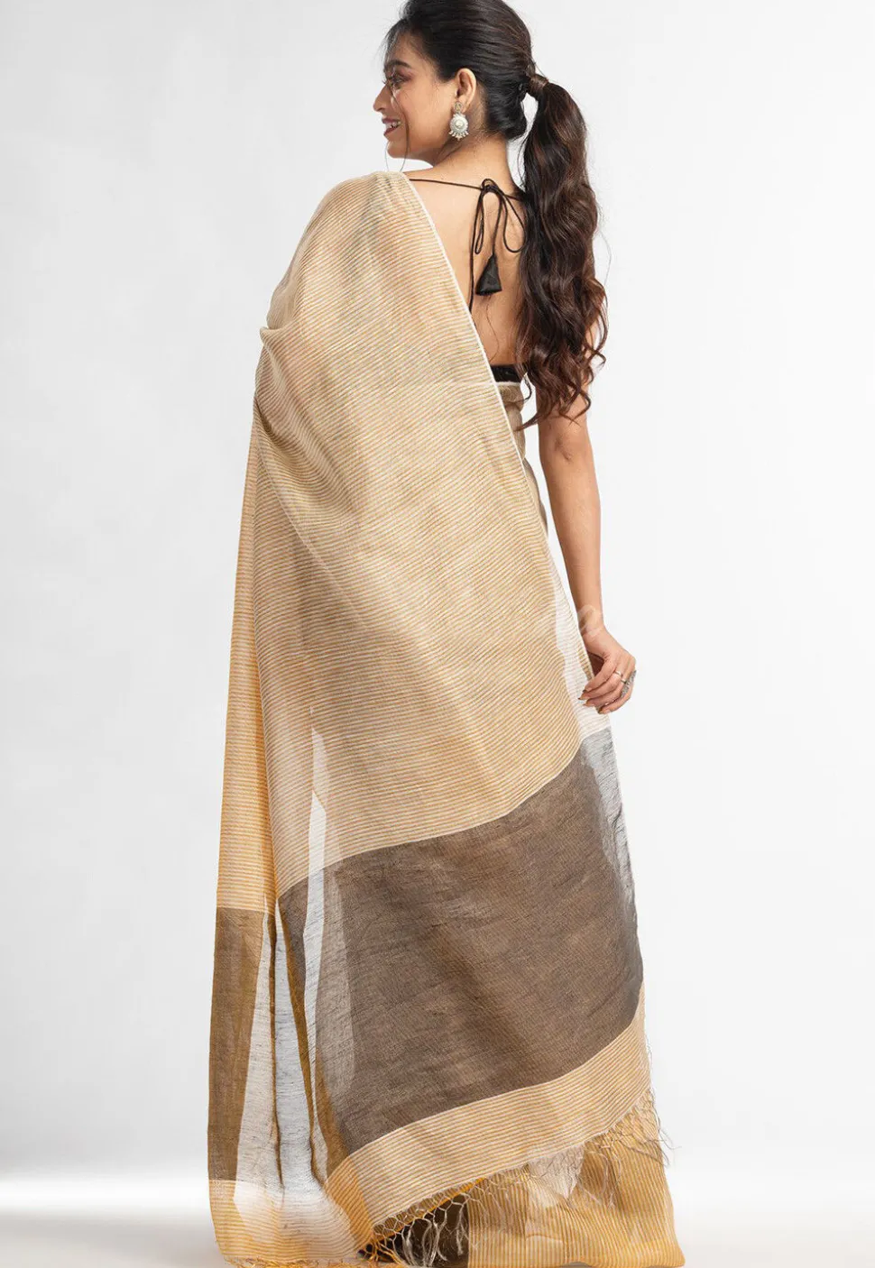 Handloom Linen Saree in Beige