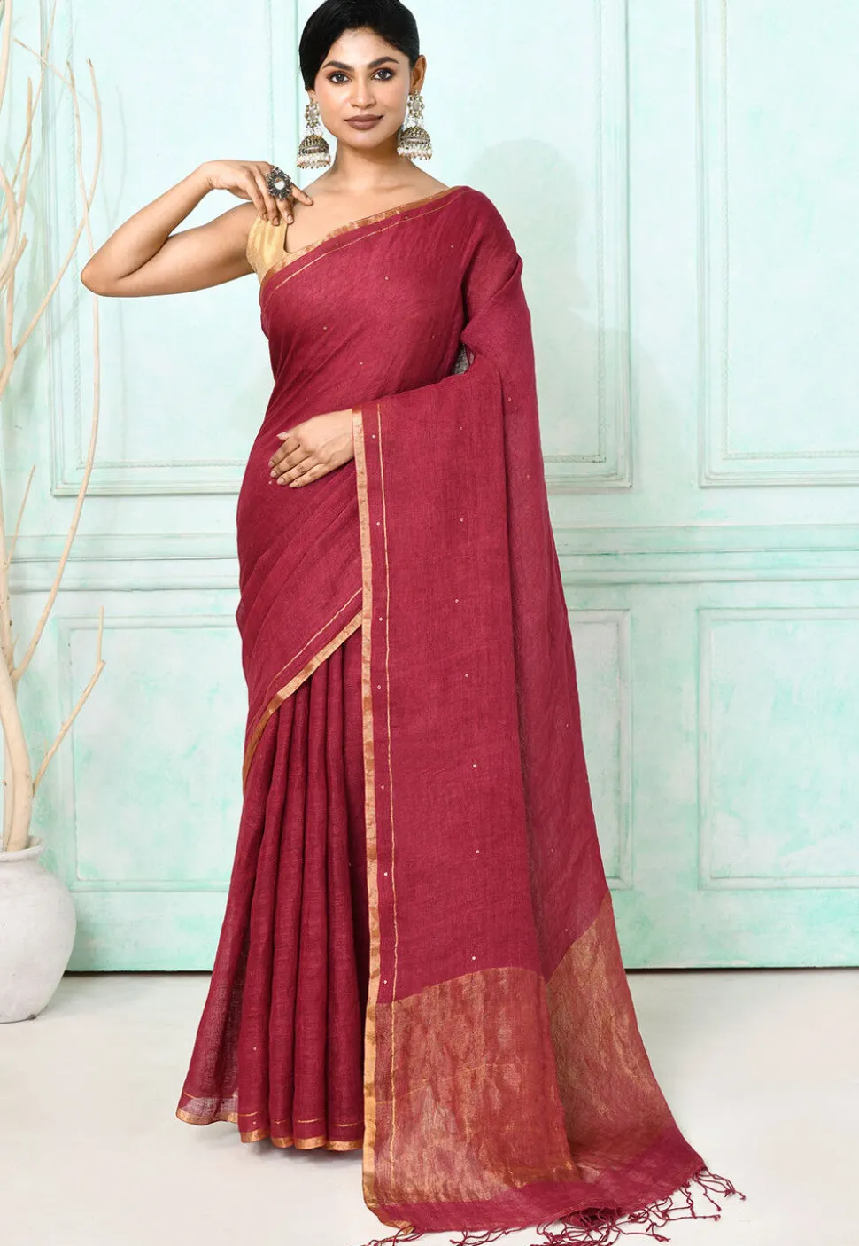 Handloom Linen Silk Saree in Maroon