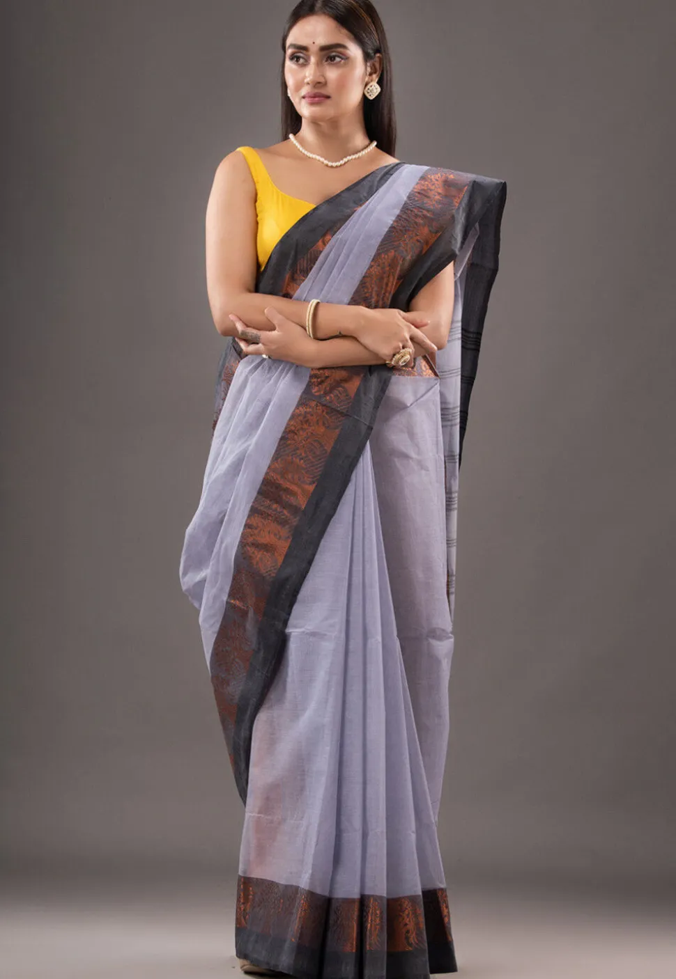 Handloom Pure Cotton Tant Saree in Grey