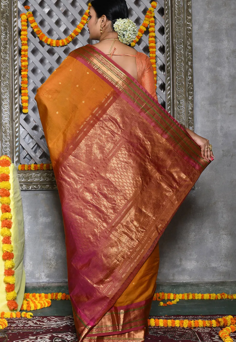 Handloom Pure Silk Cotton Gadwal Saree in Mustard