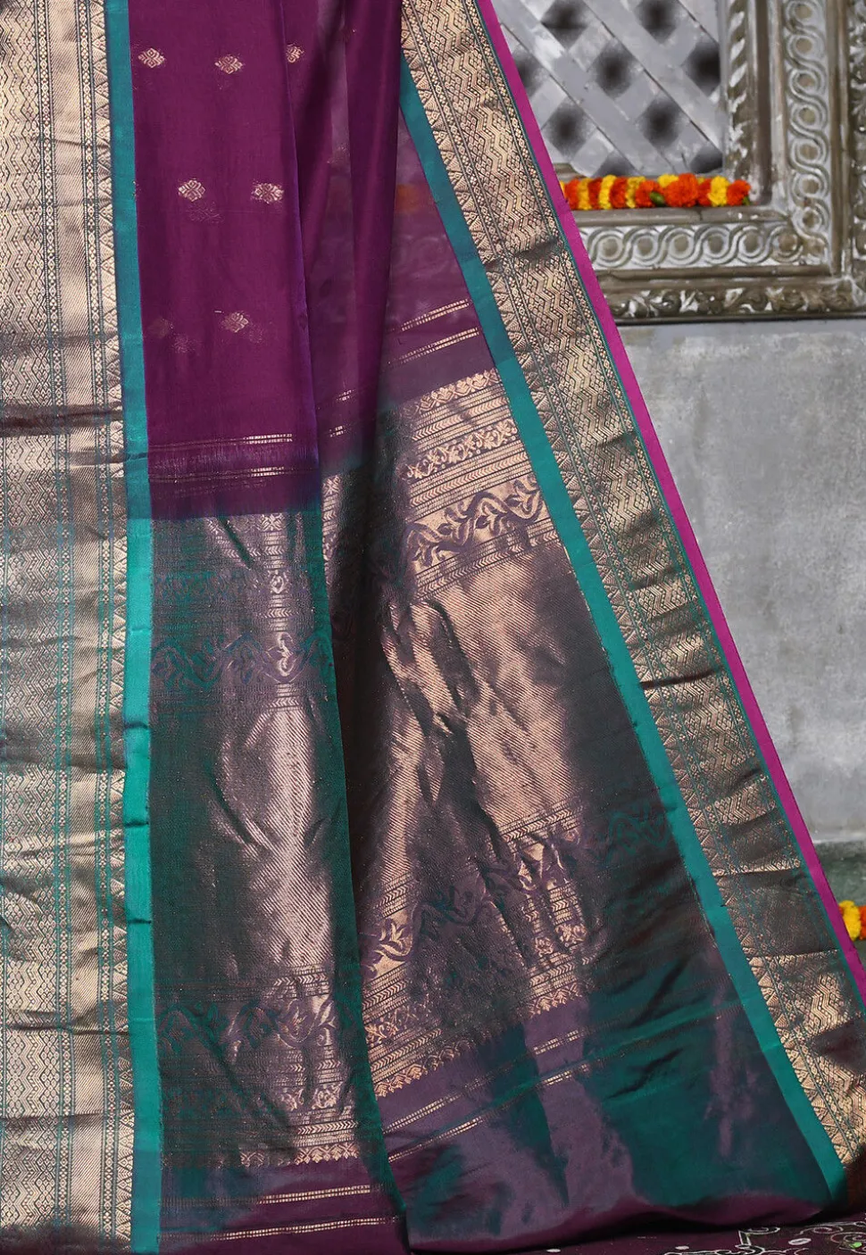 Handloom Pure Silk Cotton Gadwal Saree in Dark Purple