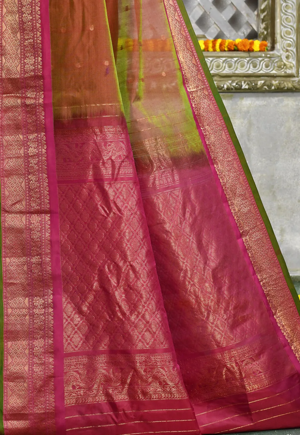 Handloom Pure Silk Cotton Gadwal Saree in Brown