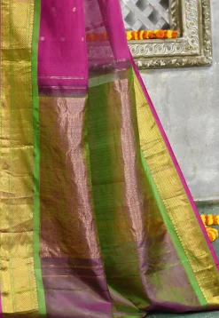 Handloom Pure Silk Cotton Gadwal Saree in Magenta