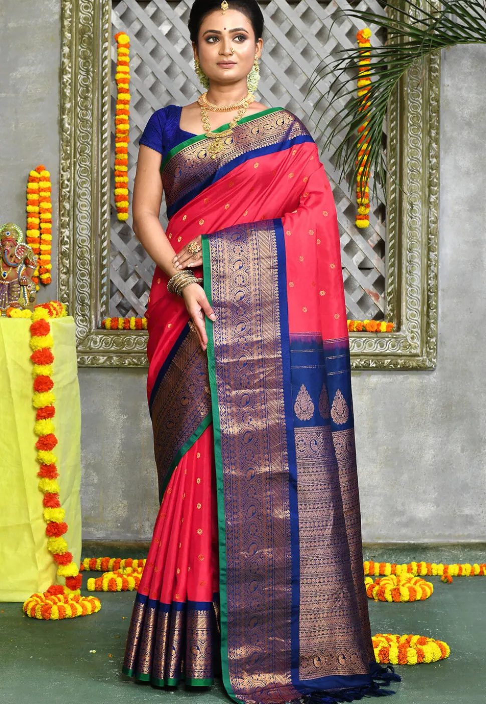 Handloom Pure Silk Gadwal Saree in Orange and Pink Dual Tone