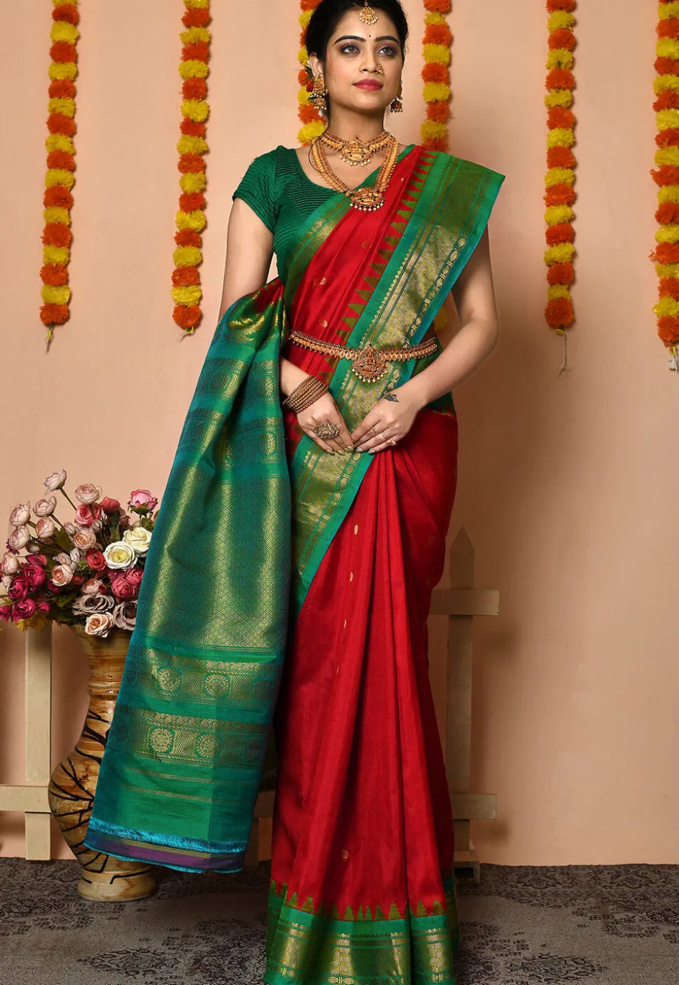 Handloom Pure Silk Gadwal Saree in Red