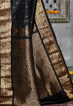 Handloom Pure Silk Gadwal Saree in Black