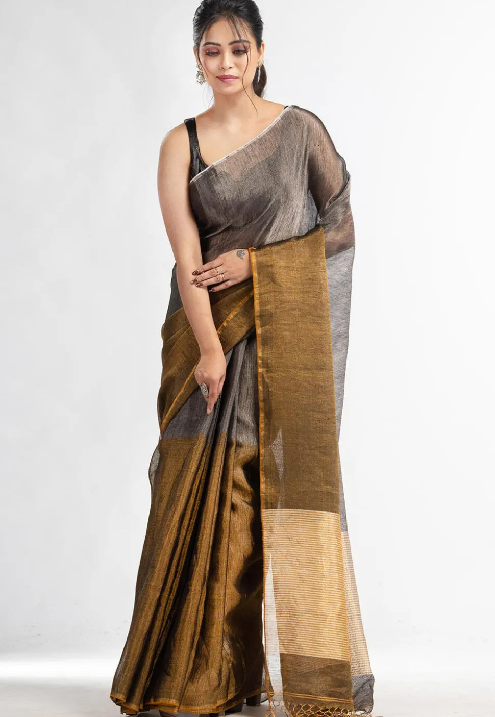 Handloom Tissue Saree in Grey and Old Gold