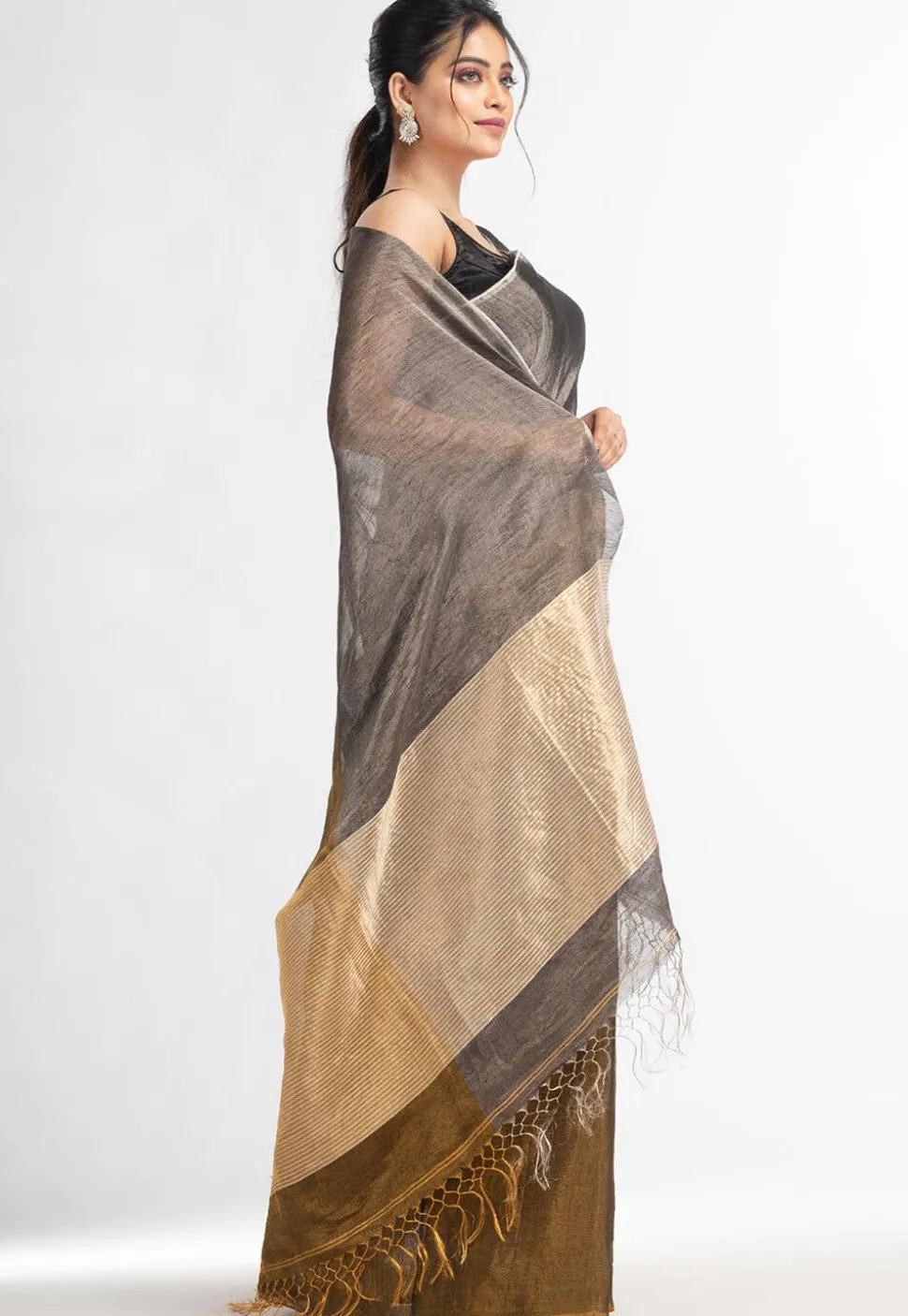 Handloom Tissue Saree in Grey and Old Gold
