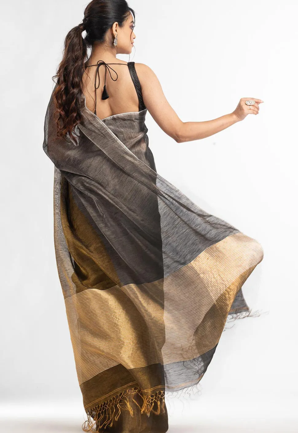 Handloom Tissue Saree in Grey and Old Gold