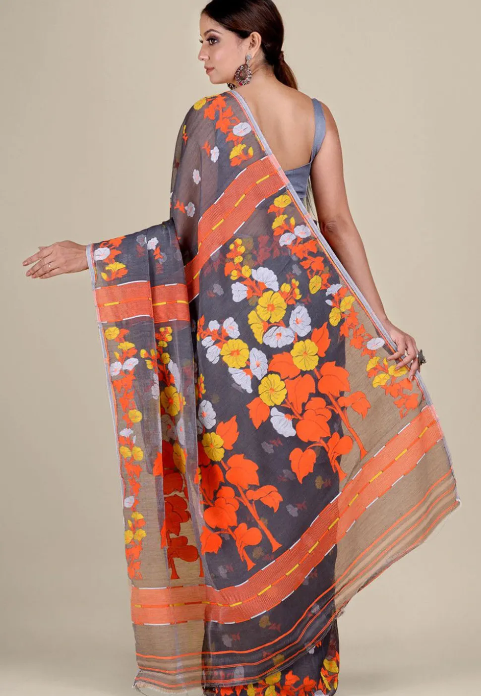 Jamdani Cotton Silk Handloom Saree in Dark Grey