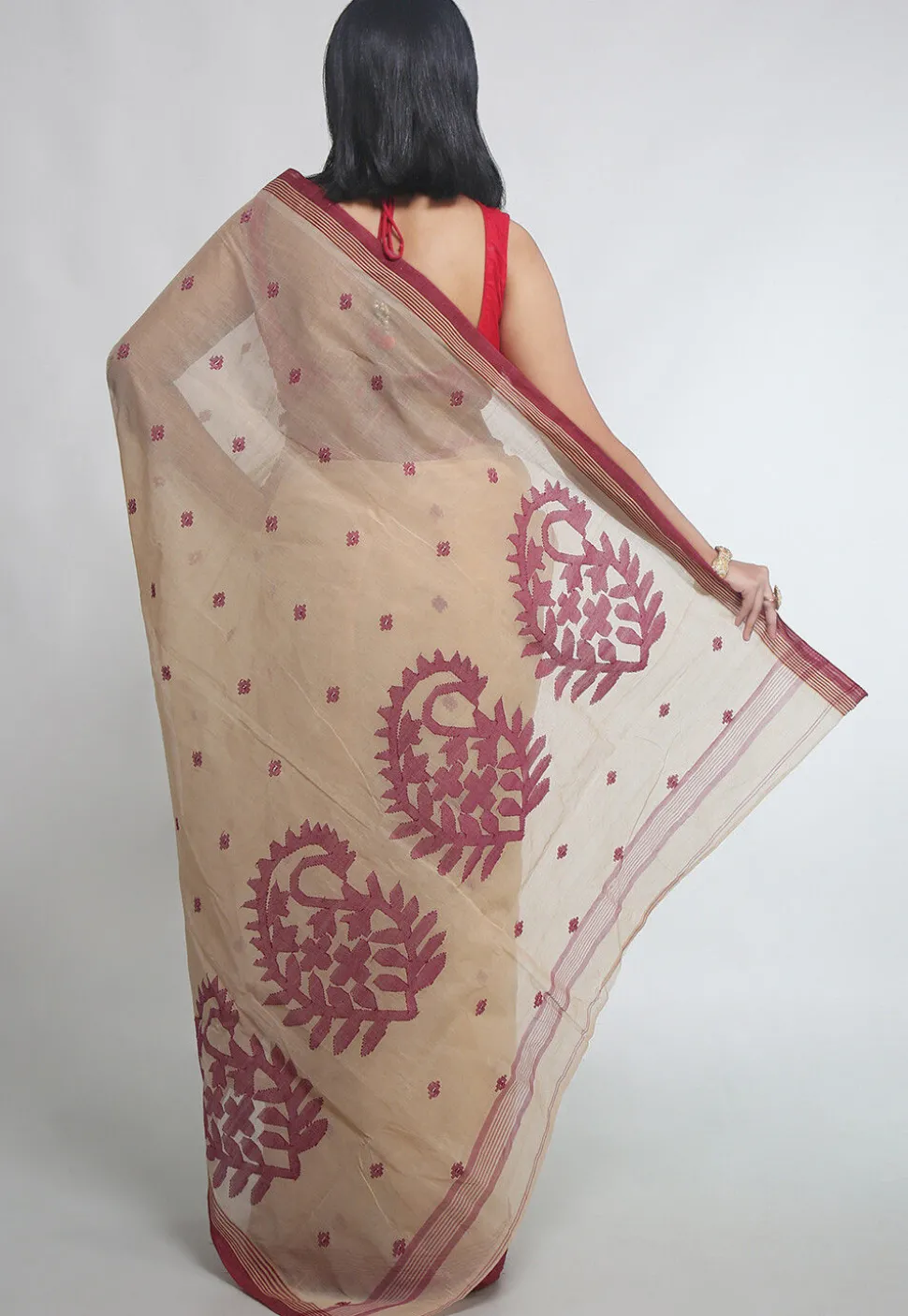 Jamdani Pure Cotton Saree in Beige