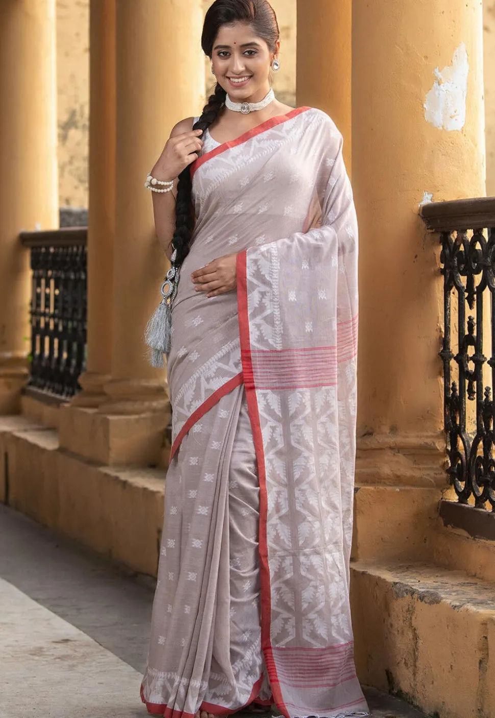 Jamdani Pure Cotton Saree in Light Fawn