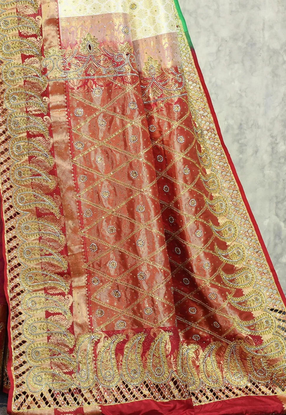 Kanchipuram Pure Silk Saree in Cream and Multicolor