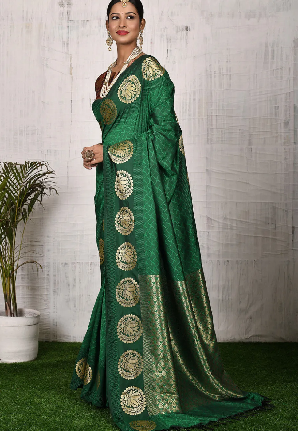 Kanchipuram Saree in Dark Green