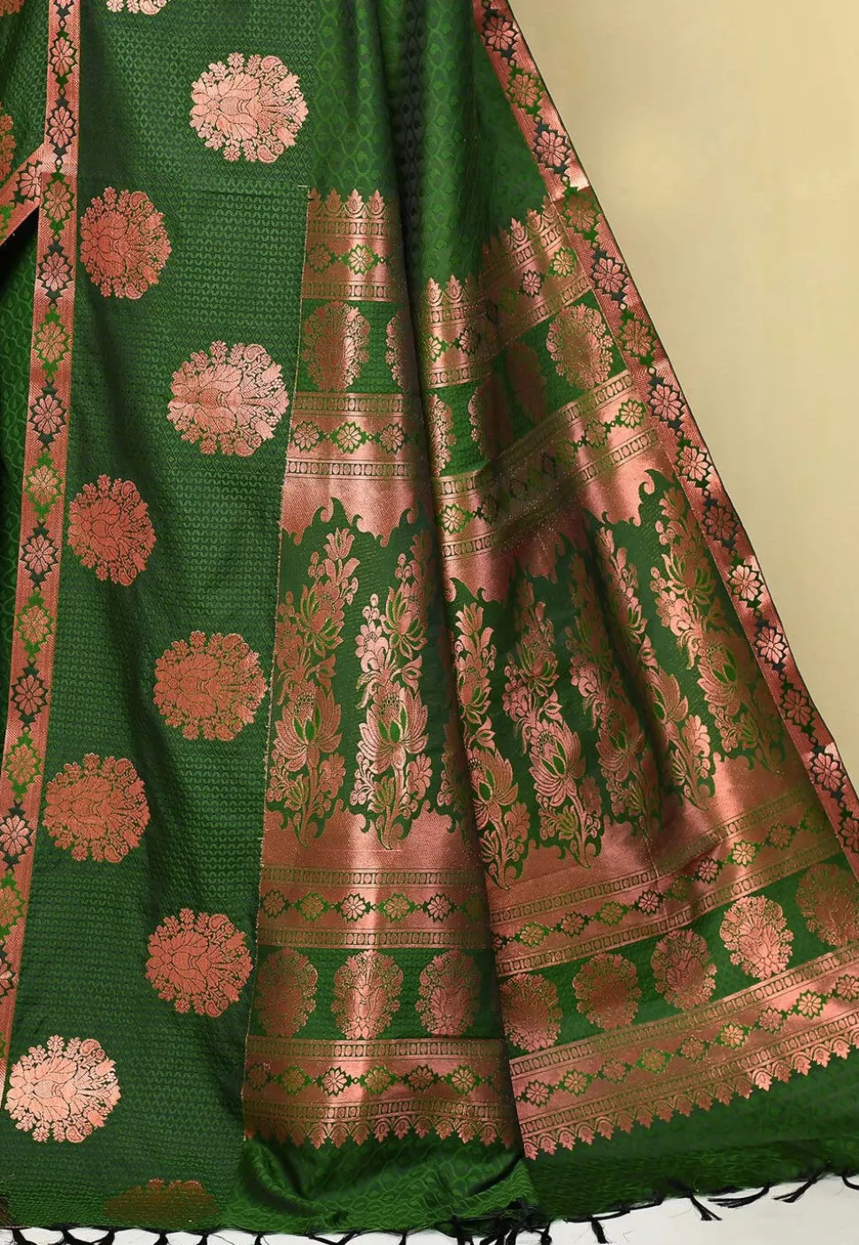 Kanchipuram Saree in Dark Green