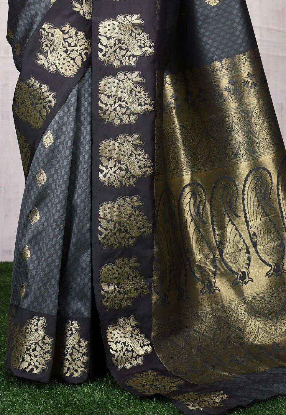 Kanchipuram Saree in Dark Grey
