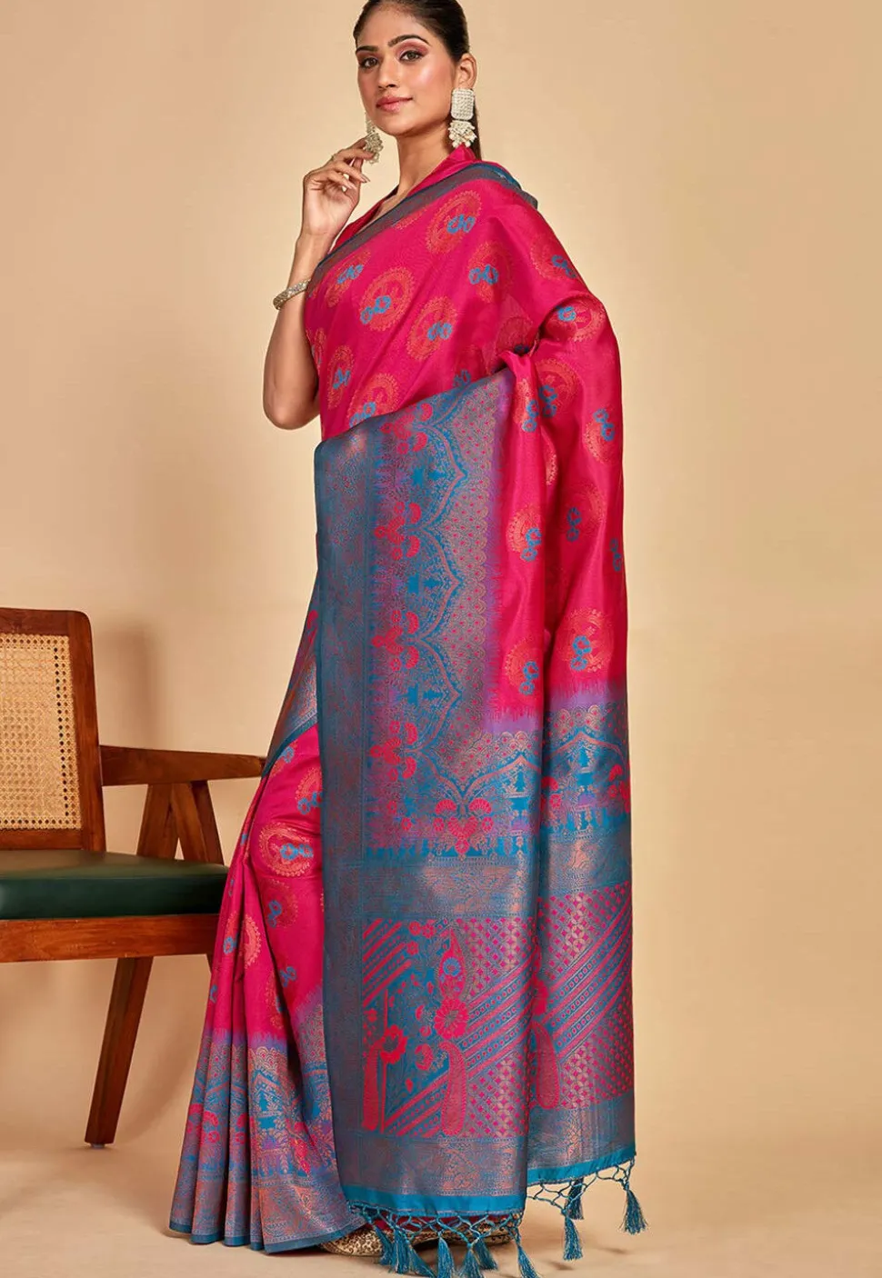 Kanchipuram Saree in Fuchsia