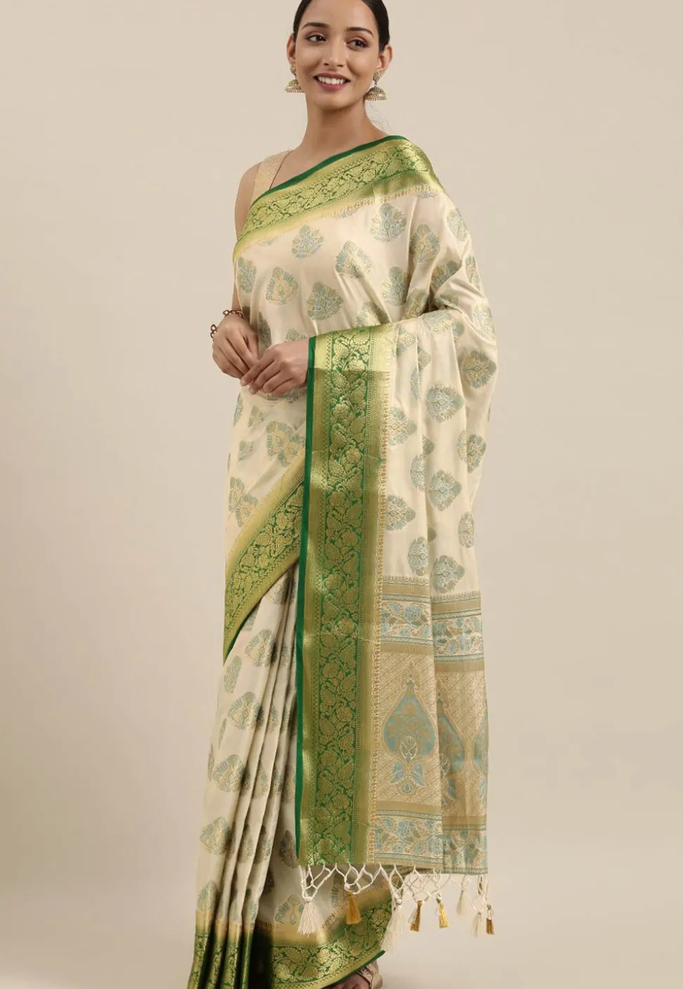 Kanchipuram Saree in Off White