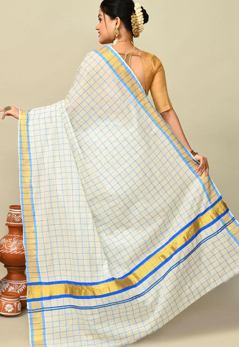 Kerala Kasavu Pure Cotton Saree in Off White