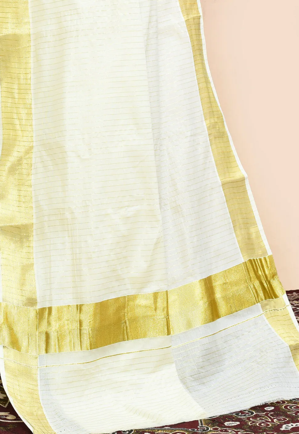 Kerela Kasavu Pure Cotton Saree in Off White