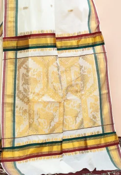 Kerela Kasavu Pure Cotton Saree in Off White