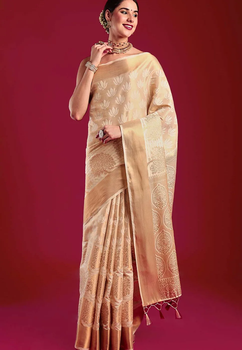 Kerela Kasavu Silk Saree in Cream