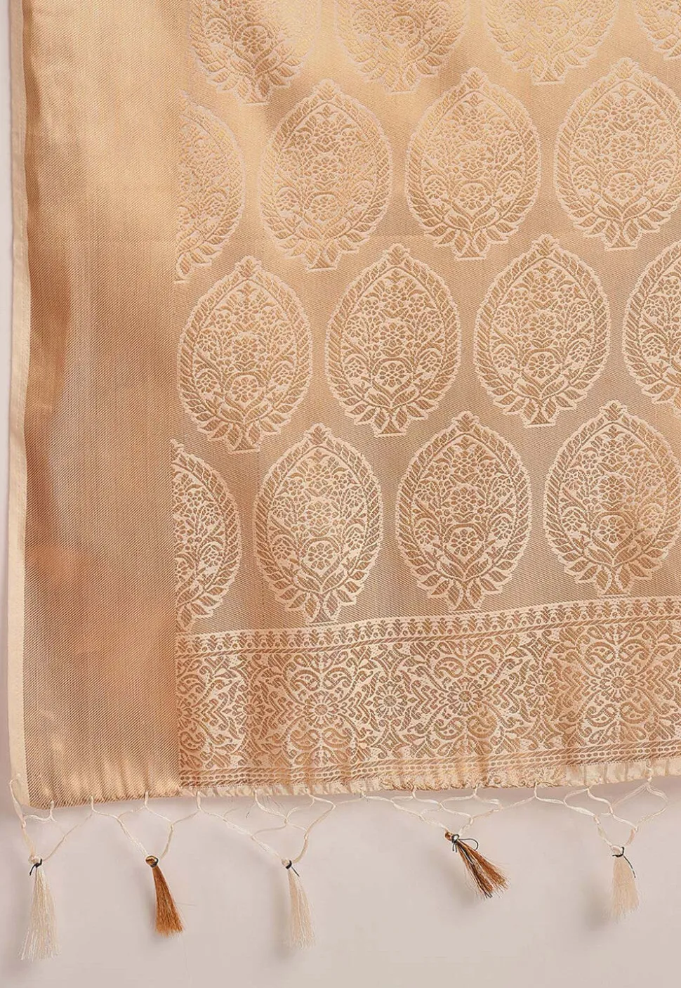 Kerela Kasavu Silk Saree in Cream
