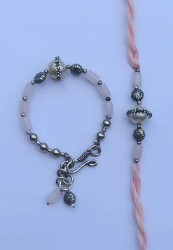 Kundan Bhaiya and Bhabhi Rakhi Pair
