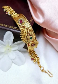 Kundan Bracelet