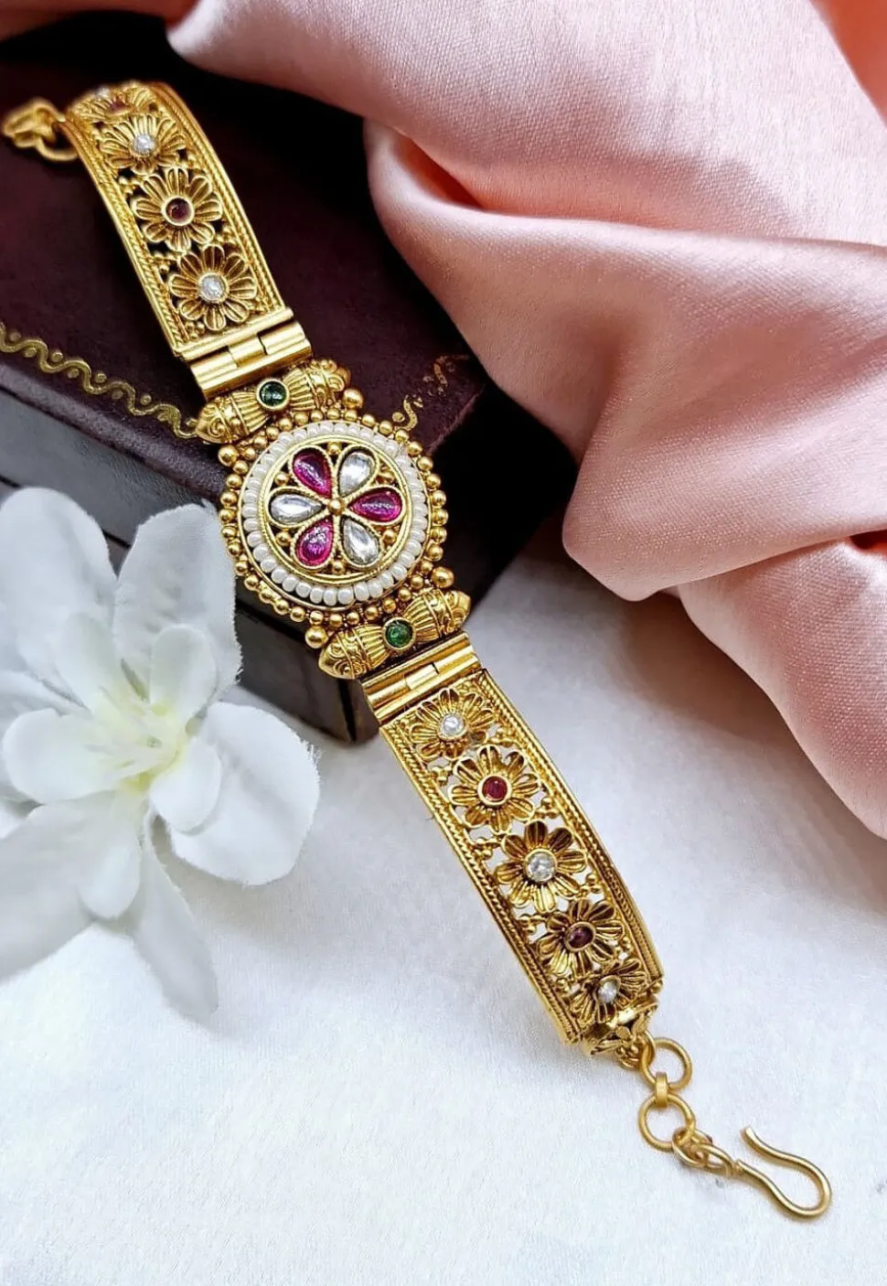 Kundan Bracelet