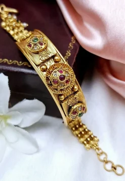 Kundan Bracelet