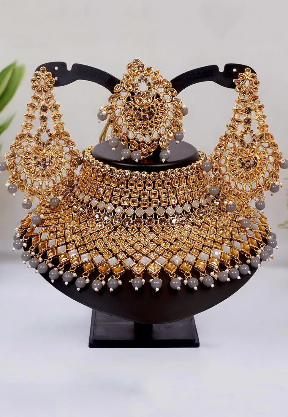 Kundan Choker Necklace Set
