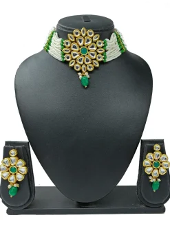 Kundan Choker Necklace Set