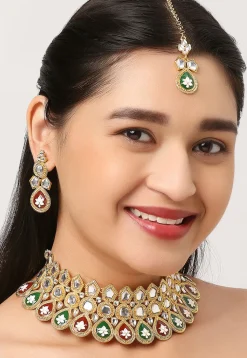 Kundan Choker Necklace Set
