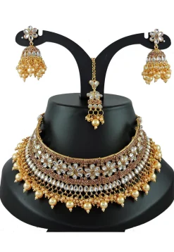 Kundan Choker Necklace Set