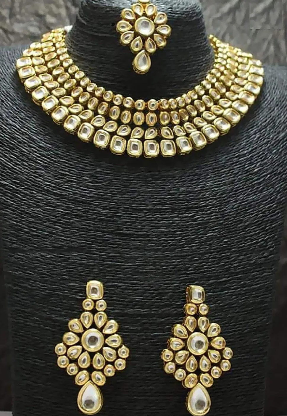 Kundan Choker Necklace Set