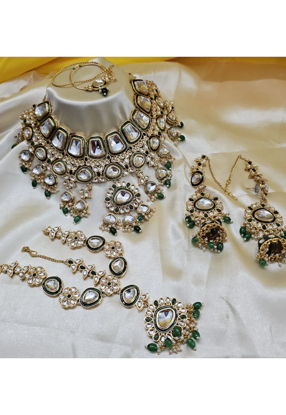 Kundan Choker Necklace Set