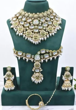 Kundan Choker Necklace Set