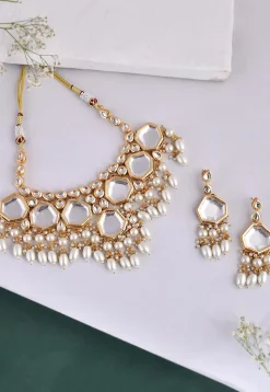 Kundan Choker Necklace Set