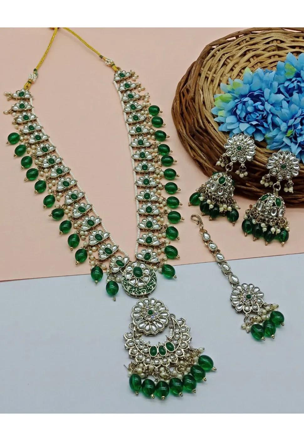 Kundan Necklace Set