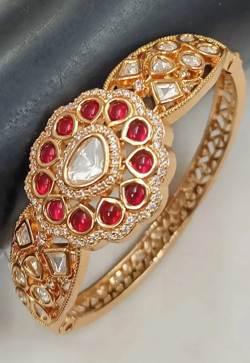 Kundan Openable Bracelet