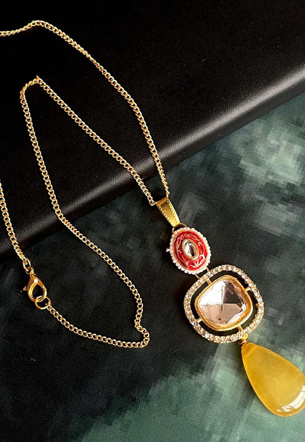 Kundan Pendant