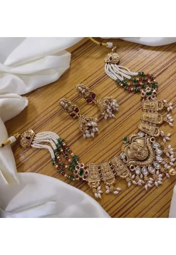 Kundan Temple Choker Necklace Set
