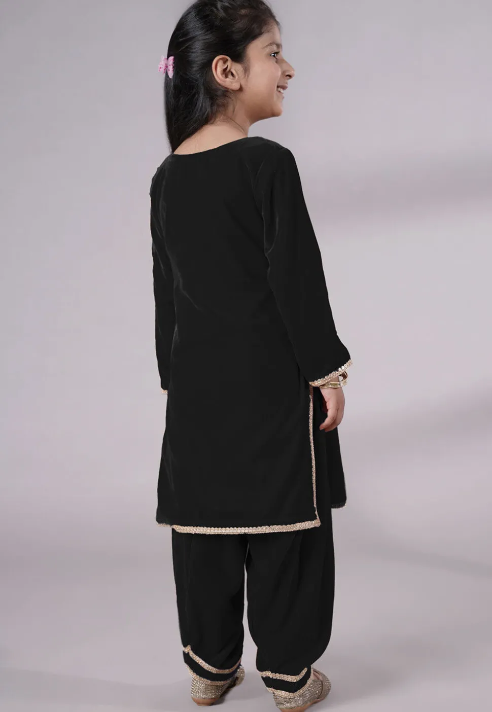 Lace Border Velvet Punjabi Suit in Black