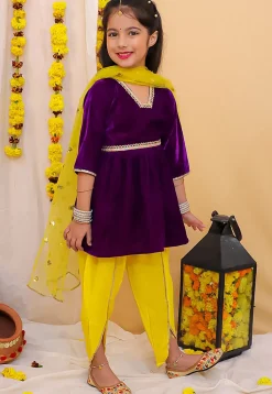 Lace Border Velvet Punjabi Suit in Dark Purple