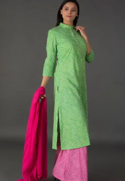 Leheriya Printed Cotton Pakistani Suit in Light Green