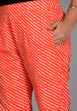 Leheriya Printed  Cotton Pant in Red