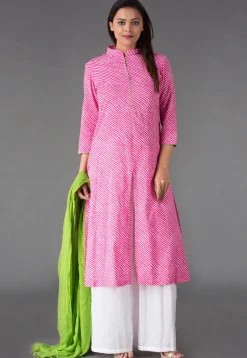 Leheriya Printed Cotton Pakistani Suit in Pink