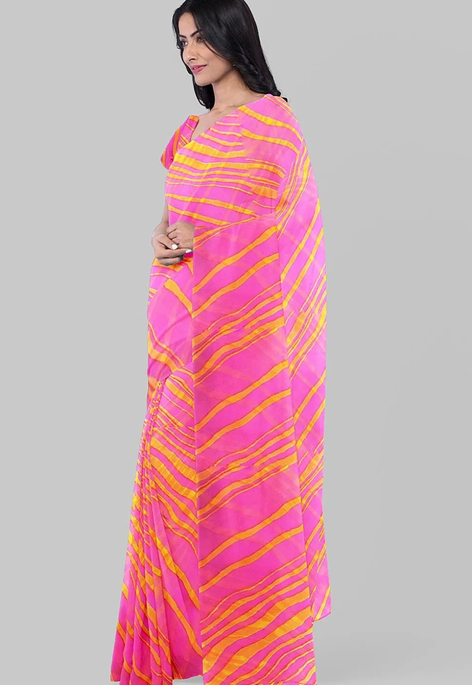 Leheriya Printed Georgette Saree in Pink