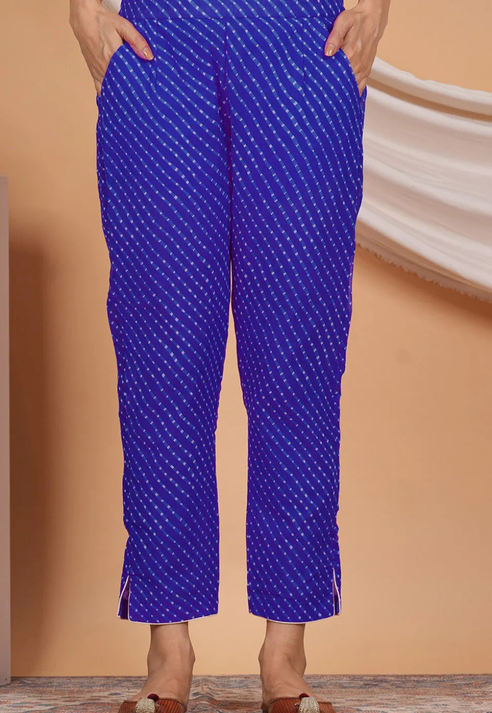 Leheriya Printed Georgette Pant in Royal Blue